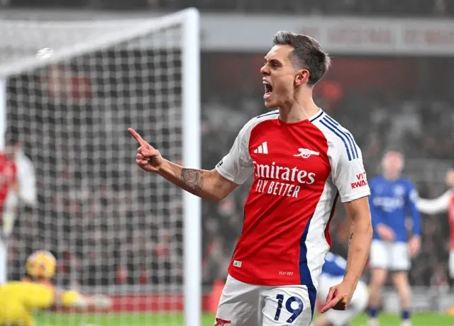 Arsenal thắng chật vật 1-0 trước Ipswich trên sân nhà