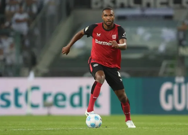 Jonathan Tah đang trên đường gia nhập Barcelona