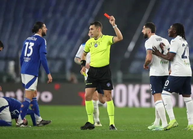 Trận đấu kịch tính giữa Lazio và Como tại Serie A