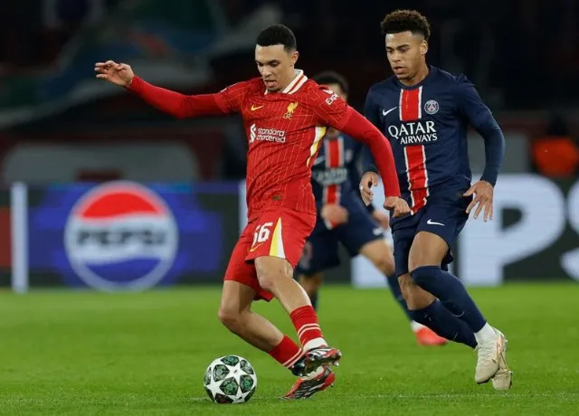 Alexander-Arnold trên đường gia nhập Real Madrid