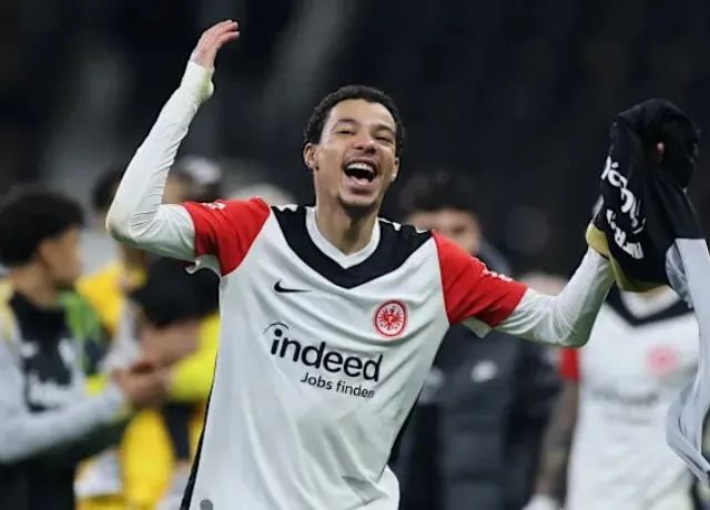 Hugo Ekitike đang được Liverpool theo đuổi sát sao