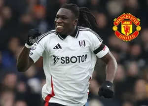 Calvin Bassey trung vệ được đưa vào tầm ngắm của MU